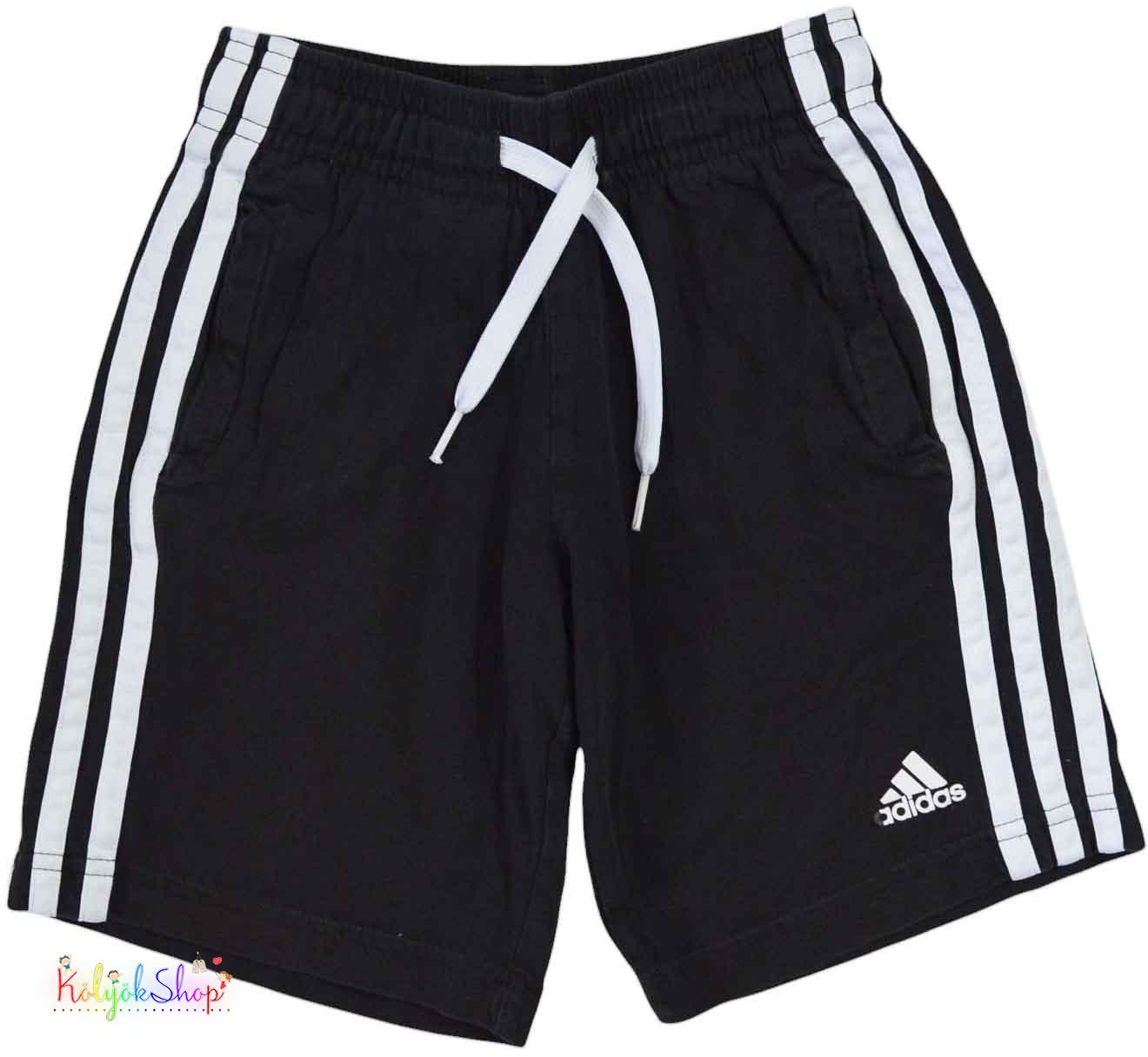 Adidas fekete rövidnadrág 7-8év 3-Jó állapot(mintás kopás)