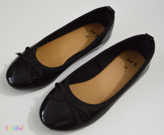 Csillogó fekete lakk cipő 31 Bth: 18,5cm 4-Hibátlan(kopás az orrán)