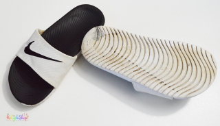 Nike fehér-fekete papucs 35 Bth: 22cm 3-Jó állapto